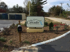 Cascades Mountain Resort, Ascend Hotel Collection, Hendersonville